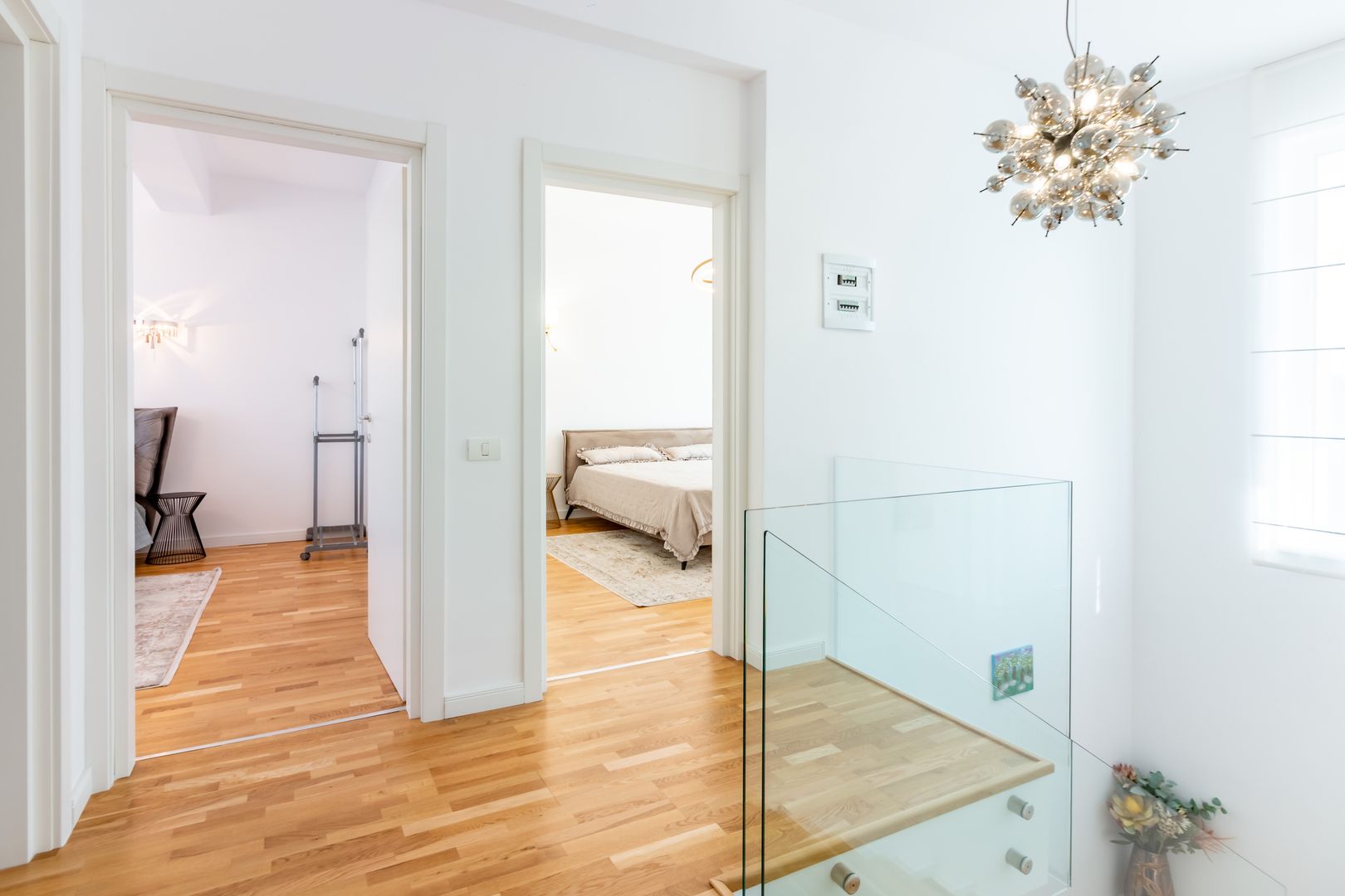 Vânzare casă modernă cu 5 camere | Corbeanca | Grădină și confort - Poză 19