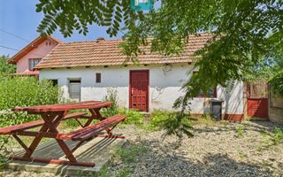 Casă de vacanță mobilată și utilată la Miniș - Poză 7