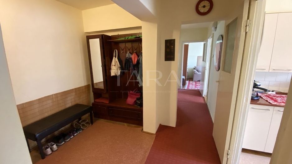 Vanzare un apartament spațios cu 3 camere, situat în Cluj-Napoca. - Poză 3