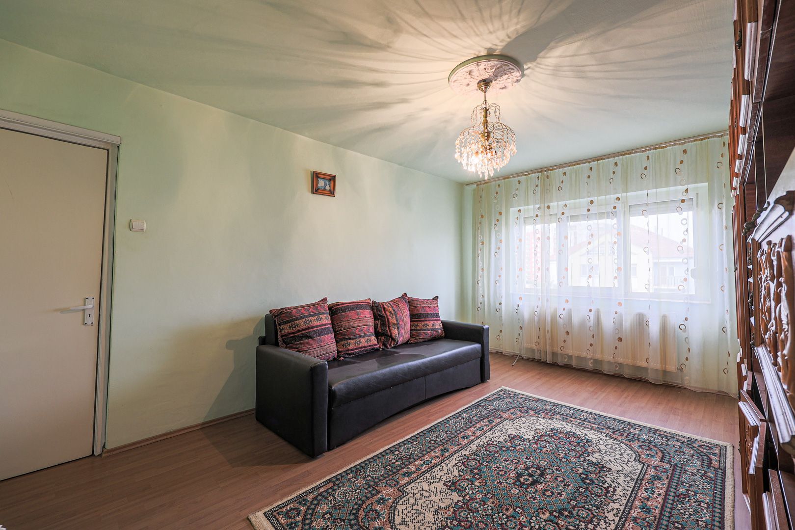 Rezervat Apartament cu 3 camere decomandat in Zona 300 - Poză 8