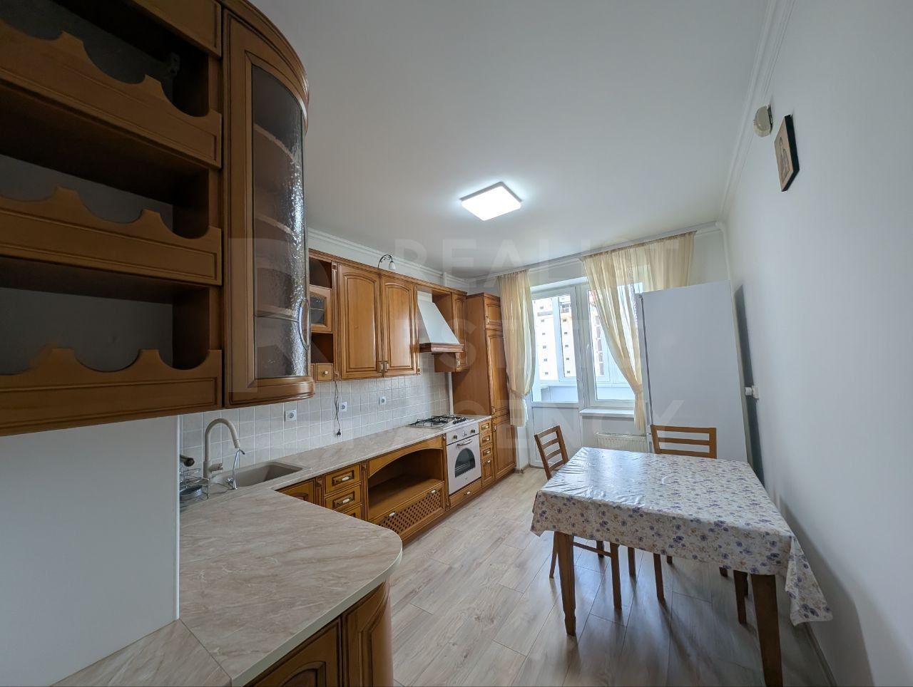 Chirie, apartament 3 camere, str. Alba Iulia, Buiucani - Poză 10