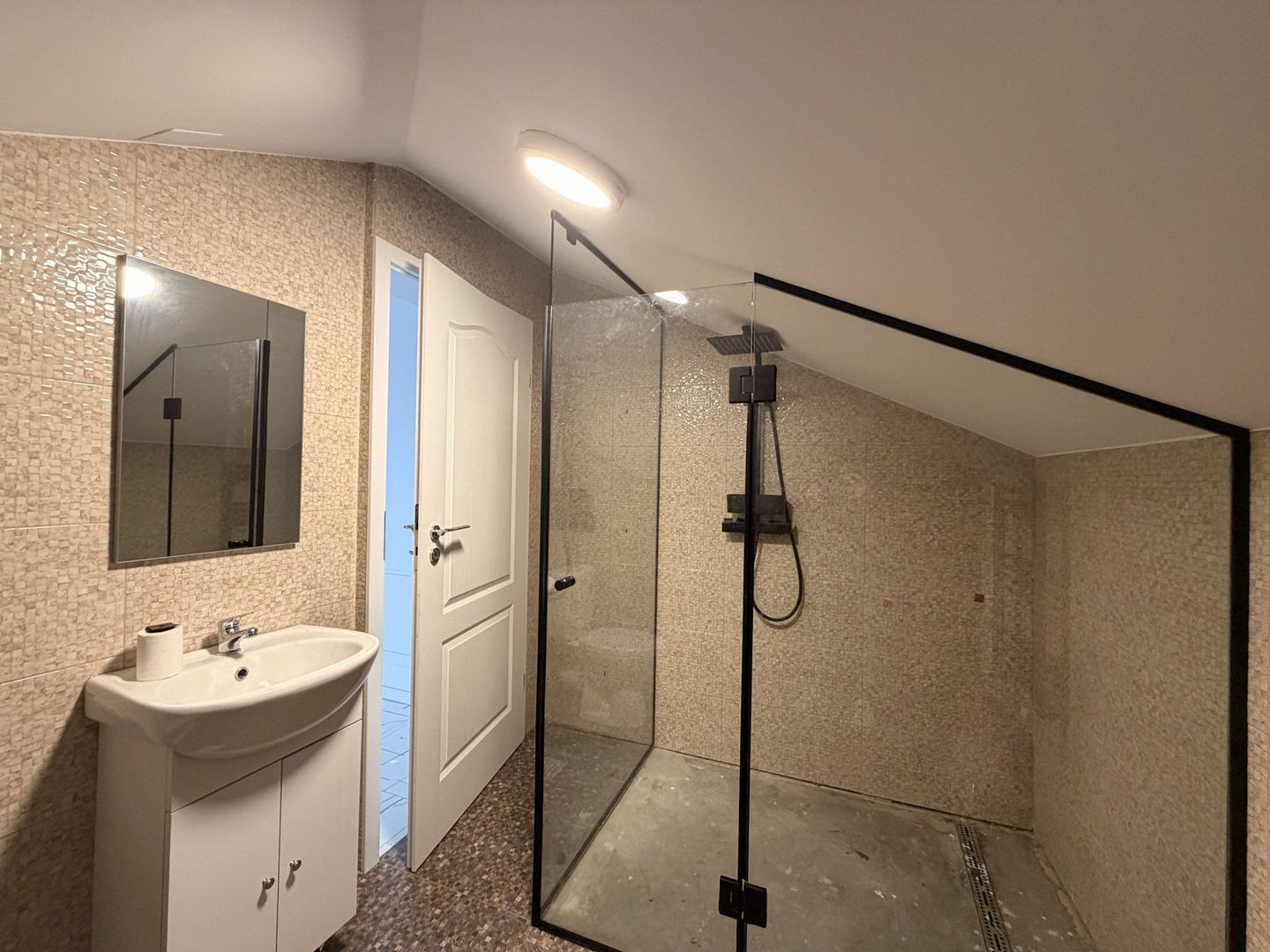 🏡 Casă de închiriat Chitila – construcție modernă (2020) - Poză 21