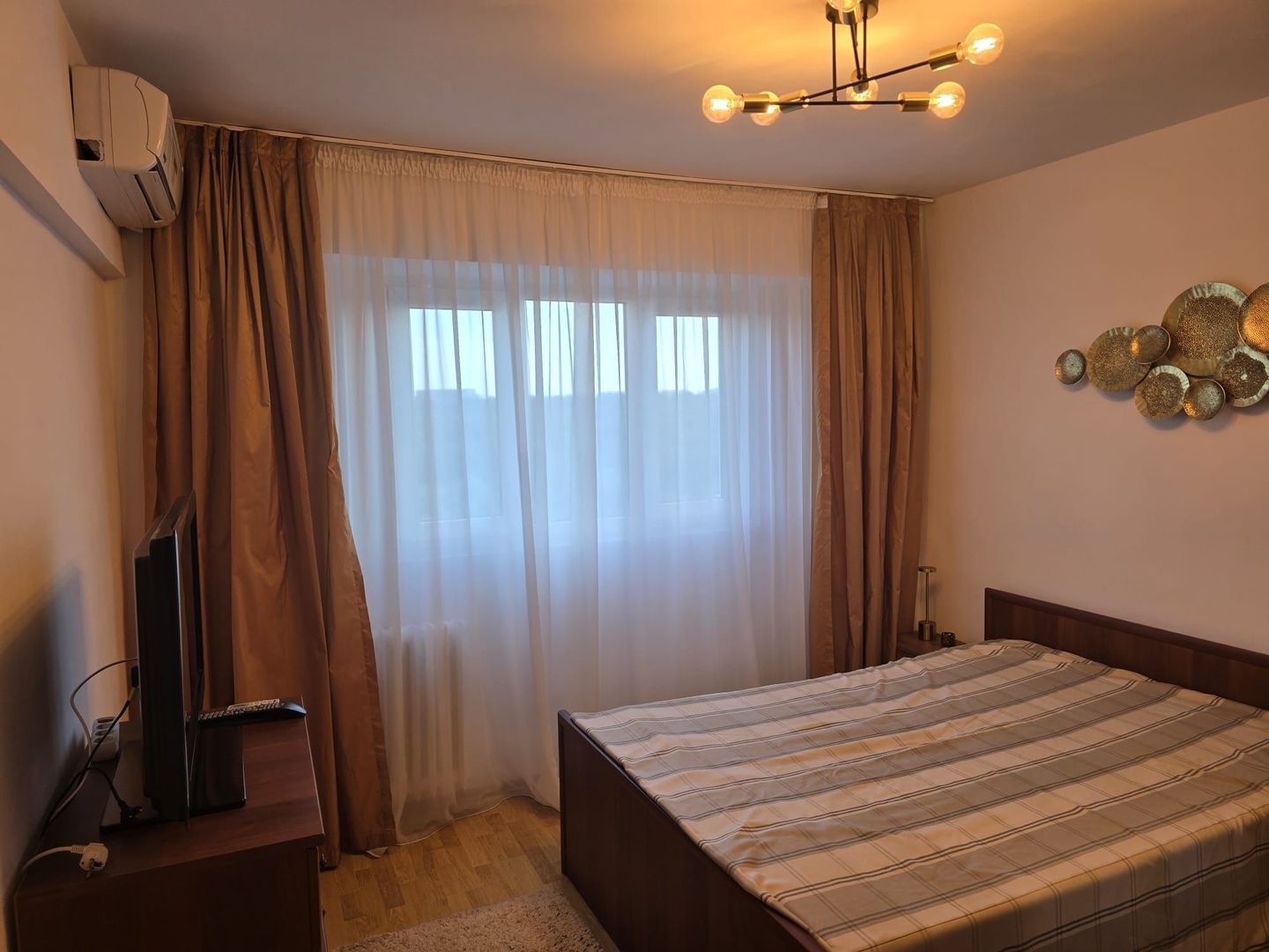 Apartament  Parcul Tineretului // Șincai - Poză 3