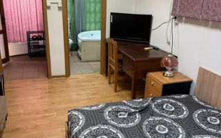 Inchiriez camera la vila - Poză 1