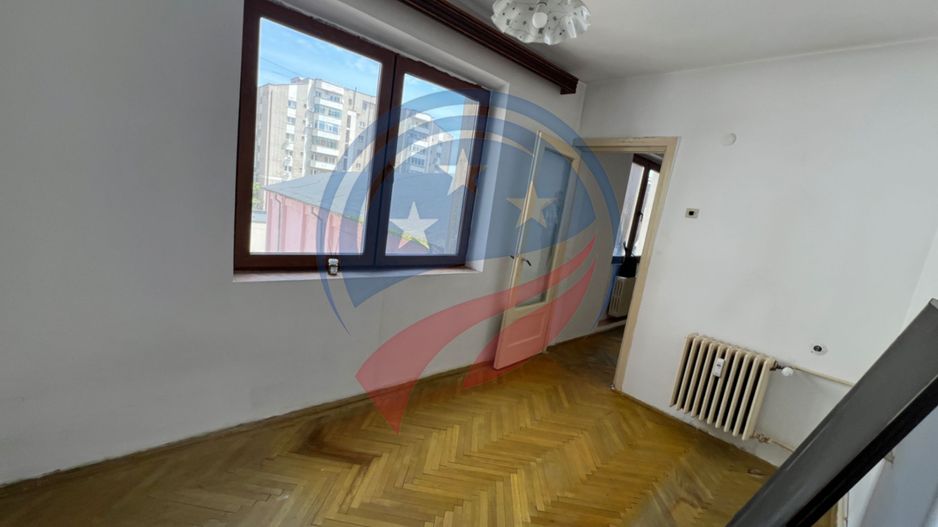 Apartament 2 camere ultracentral de vânzare - Poză 2
