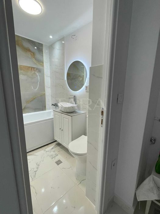 Garsonieră renovată integral în zona Farmec The Office. - Poză 8