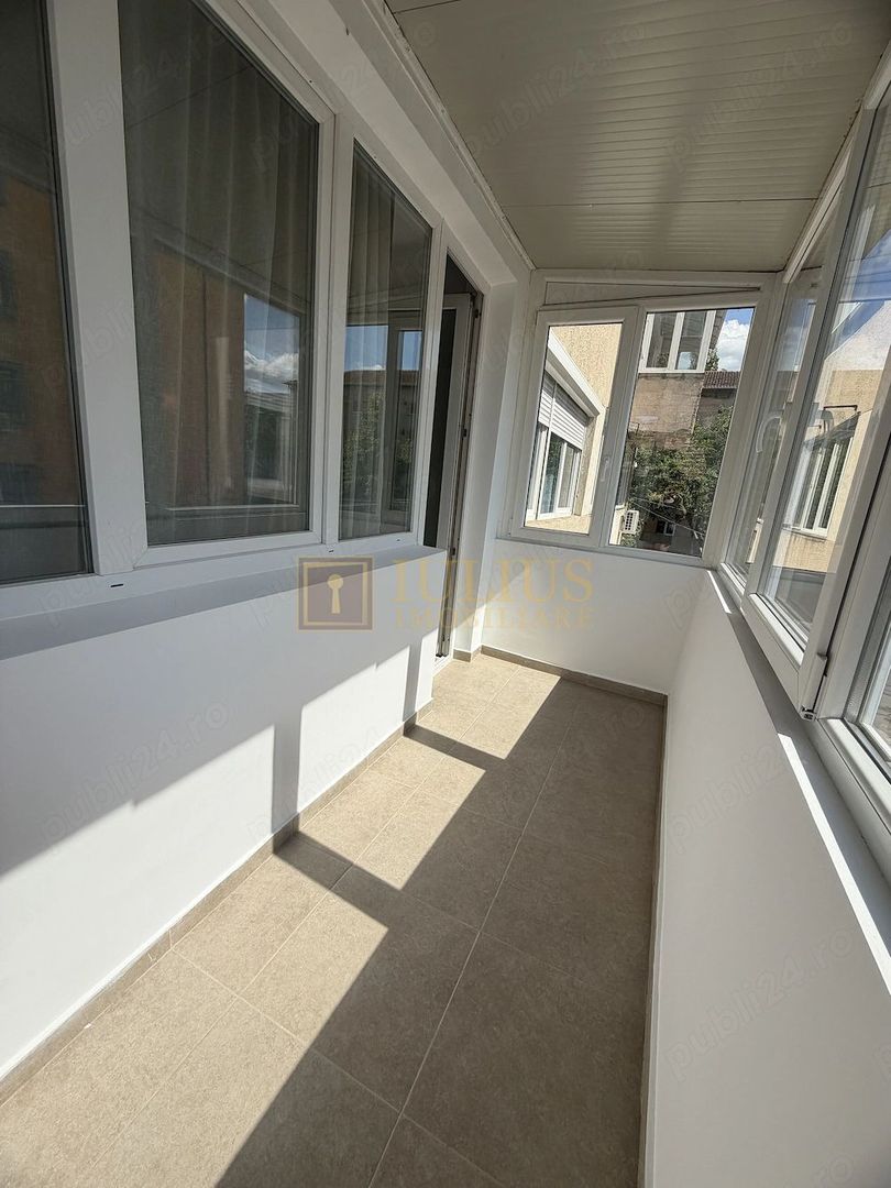 2 camere| Olimpia| apartament superb| balcon inchis| lift| centrala| - Poză 6