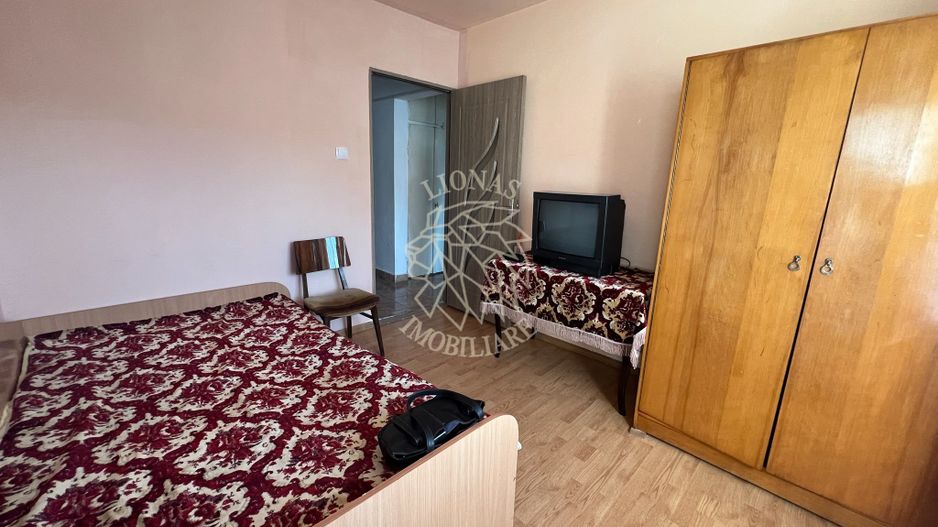 Apartament decomandat 3 camere 64 mp-2 balcoane-Zona Sensul Vechi - Poză 1