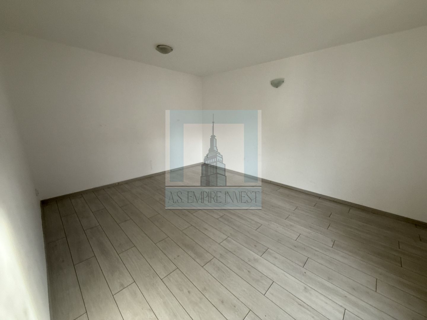 Apartament 2 camere decomandat - zona Centrul Civic - Poză 3