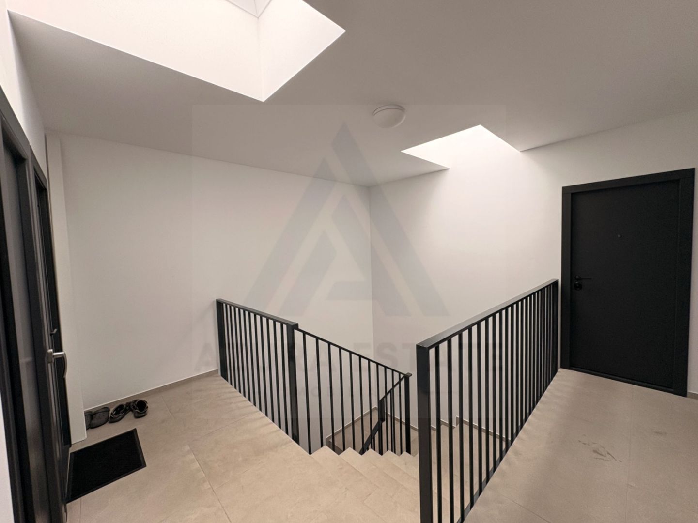 Apartament 2 camere  terasă 10 mp și parcare subterană in Arhitecților - Poză 11