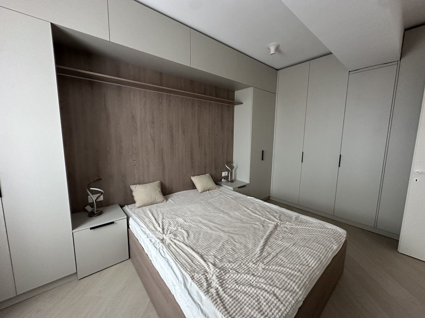 PRIMA INCHIRIERE DOUA CAMERE I PIPERA ROND OMV - Poză 8