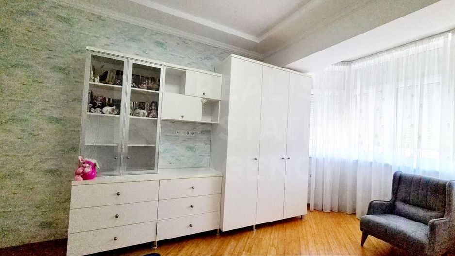 Chirei apartament 3 camere 83 mp, bd. Decebal, Botanica - Poză 5