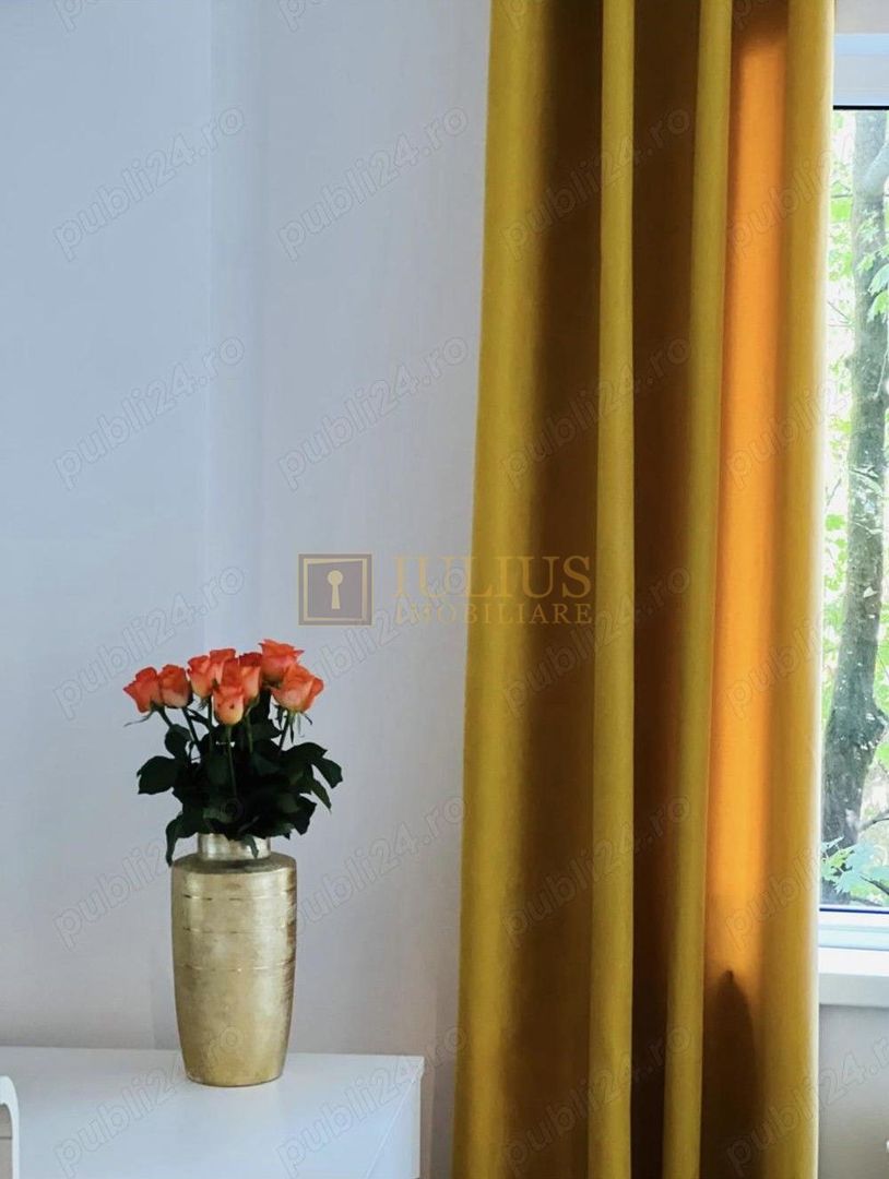 Central ,3 camere  , 2 dormitoare 2 bai , living cu bucatarie open  space - Poză 5