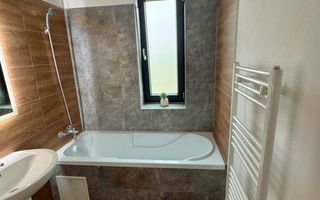 Apartament cu 2 camere mobilat la parter in Giroc zona planetelor la asfalt. - Poză 8
