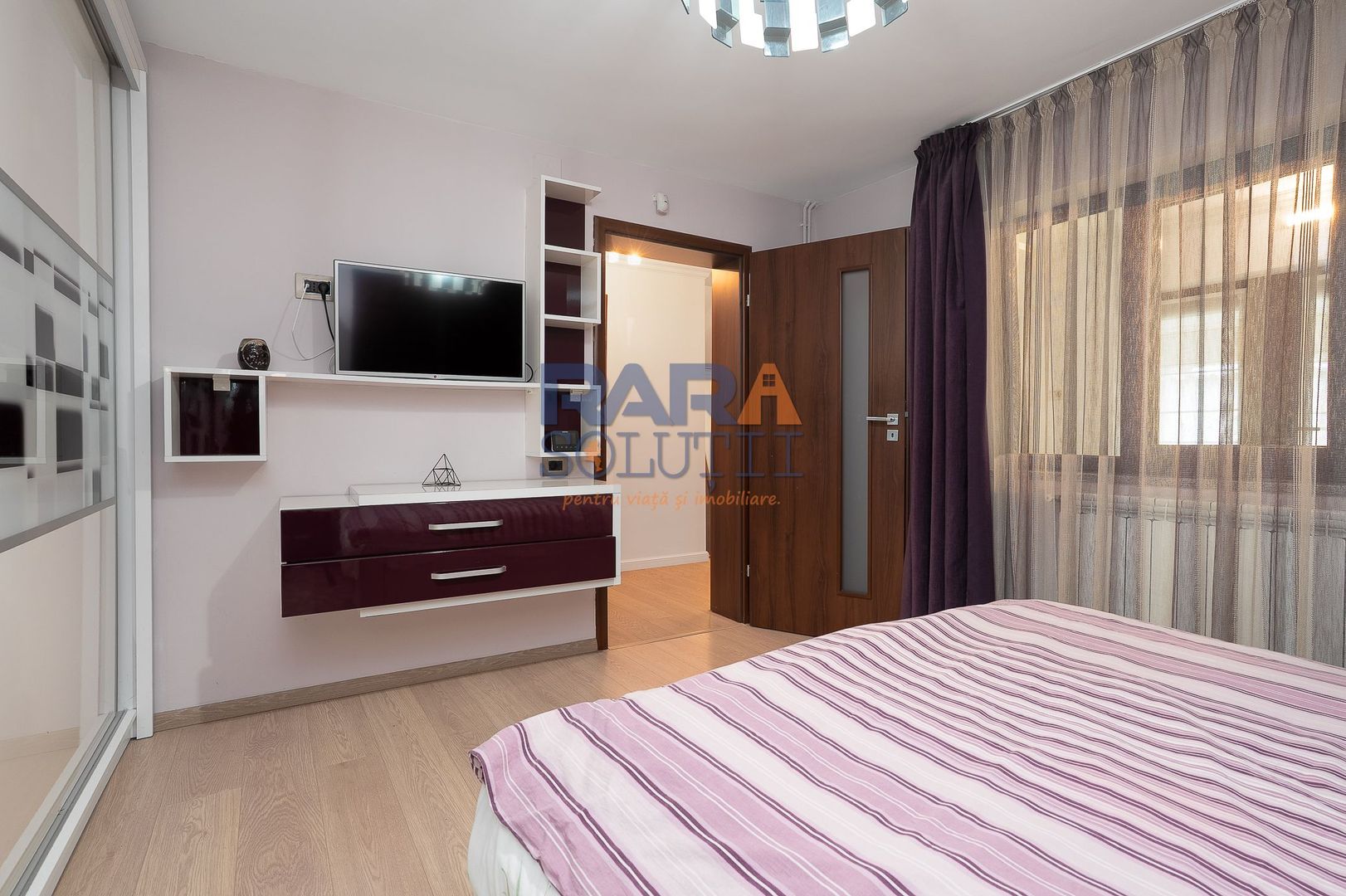 Casă 4 camere / două băi (mobilată și utilată) 860 mp teren - Poză 8