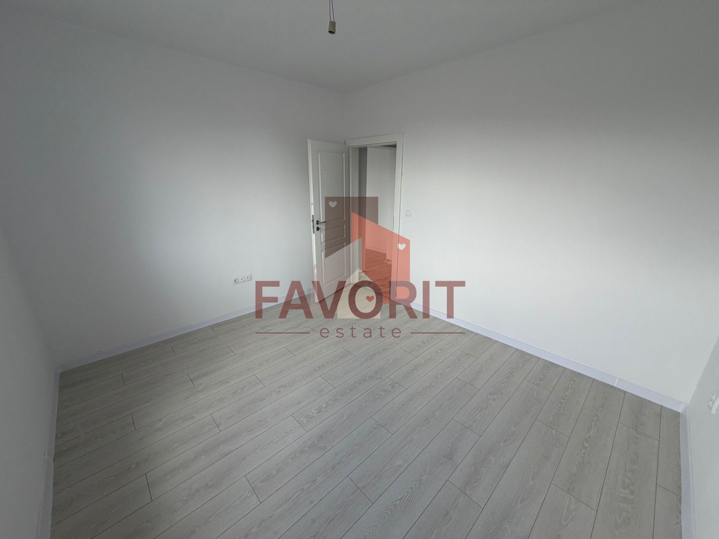 Disponibil imediat. Braytim. Bloc Nou. - Poză 12