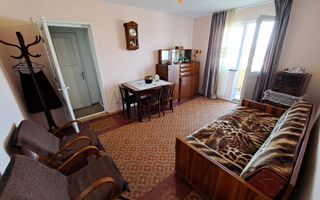 Apartament 2 camere etaj 3 40 m² Lunca Calnicului - Poză 1