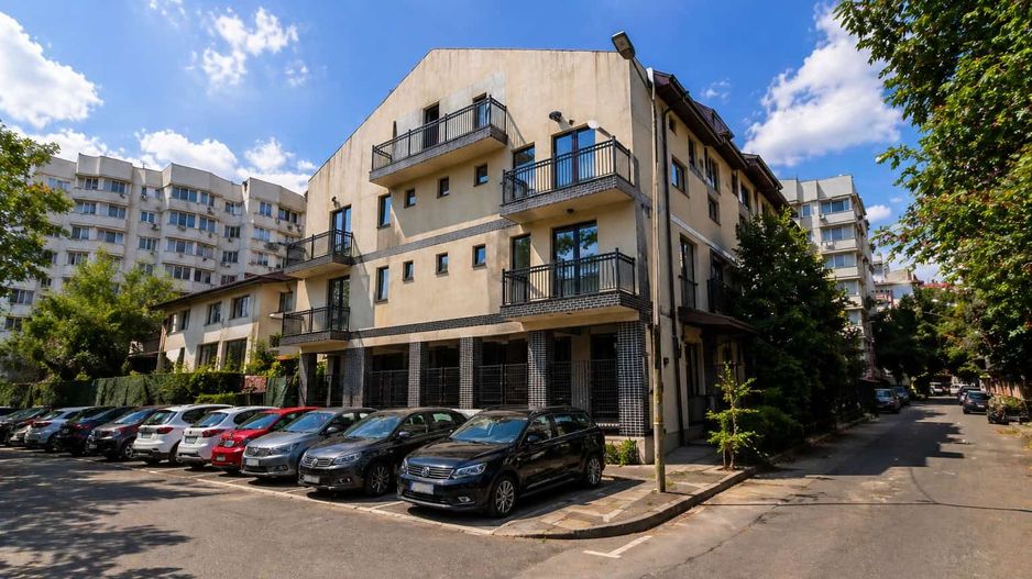 CLĂDIRE NOUĂ PREMIUM | 576 MPU,BIROURI,CLINICA,AIRBNB - Poză 2