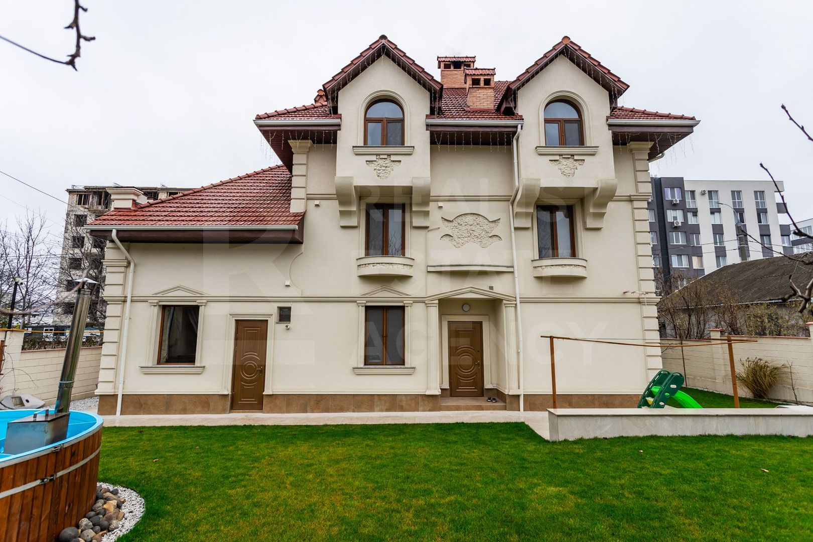 Vânzare, casă, 3 nivele, 300 mp+7,2 ari, str. Chișiniău, Cricova - Poză 5