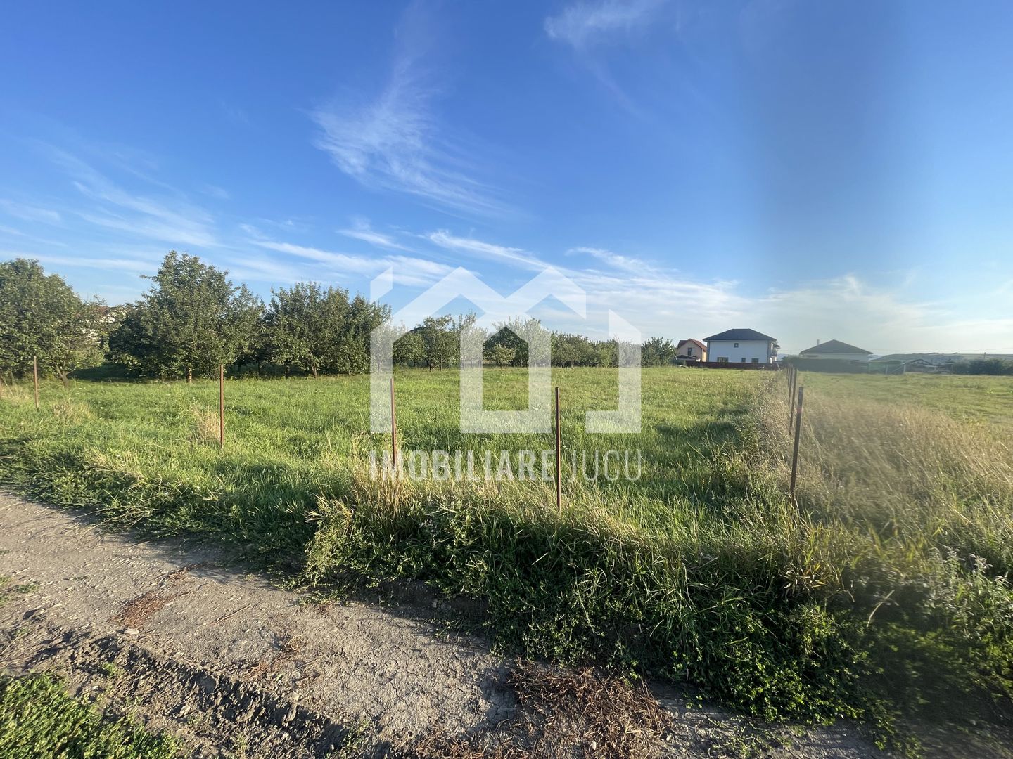 Teren Intravilan 1450mp - Jucu de Mijloc - Poză 2