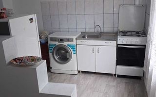 Închiriere cameră cu baie și bucătărie în casă, zona Rond CUG, Iași - Poză 1