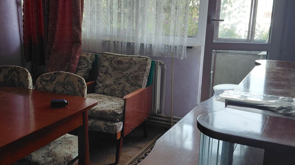 Aprtament 2 cam, Tig 1,et 3 si  un garaj mare langa bloc - Poză 4