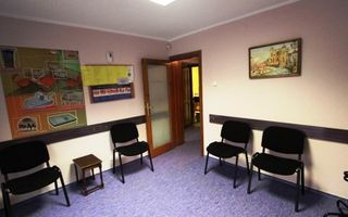 Spațiu parter cu destinație mixtă, zona fostă Lidia – 67 mp - Poză 9