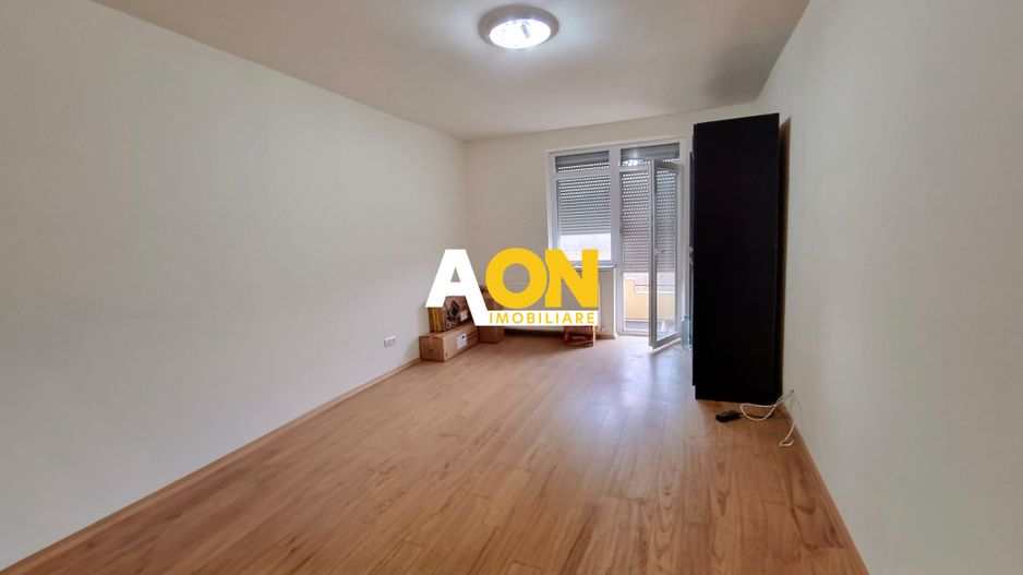 Apartament 2 camere, decomandat, cartier rezidential, Cetate - Poză 3