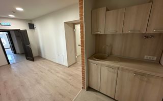 Spatii de birouri Ultracentral suprafață  de 27.7 mp - Poză 1