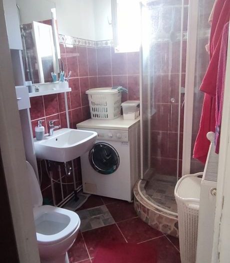 BRASADAS vinde ap 3 cam etaj 3/4 mobilat și utilat complet. - Poză 6