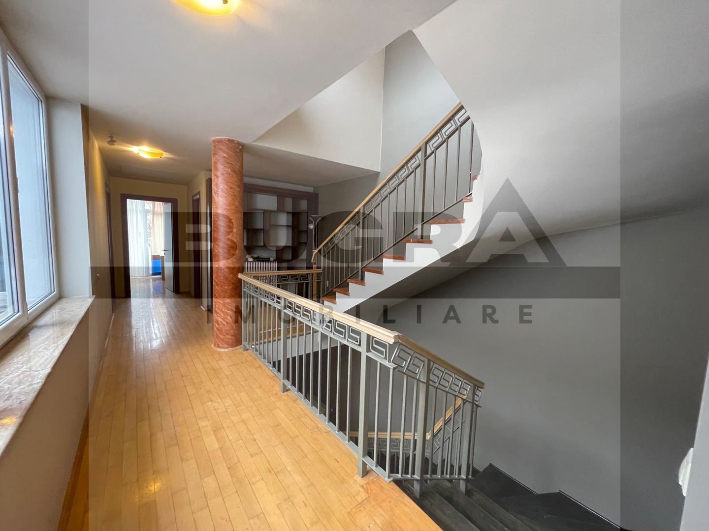 Duplex de 320mp, modern, 120mp, sauna, zona strazii Zaharia Stancu - Poză 22