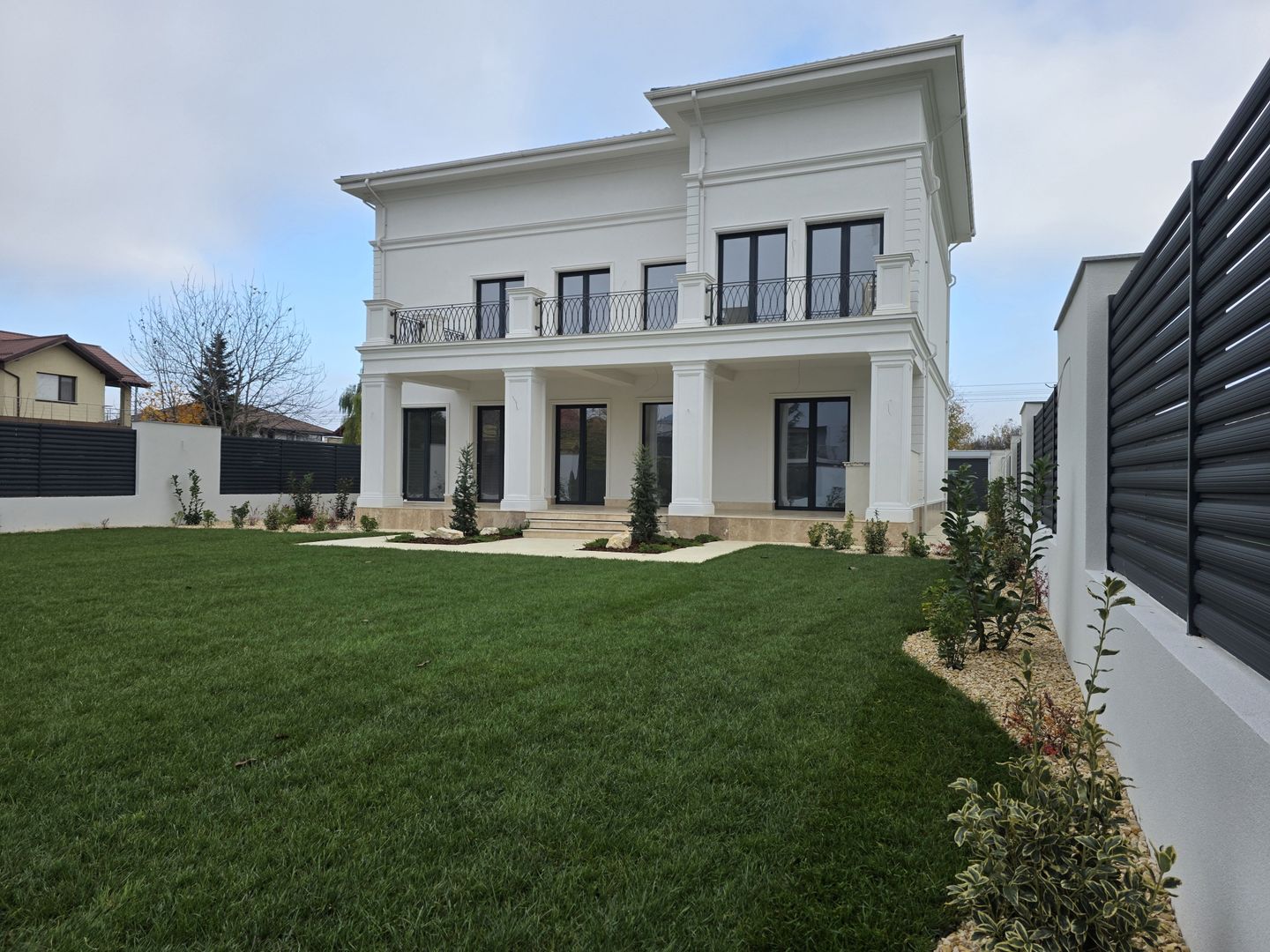 Vila superba excelent pozitionata in Pipera - Poză 9