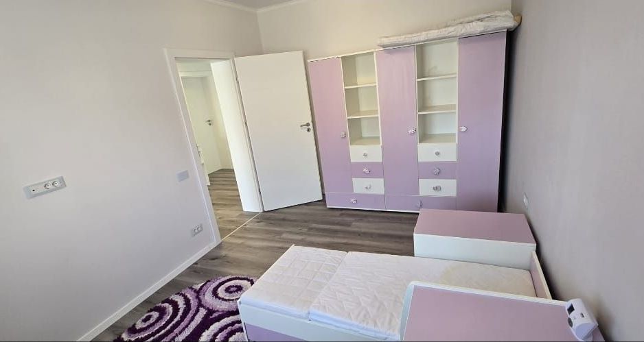 Duplex superb despartit prin garaj - Poză 10