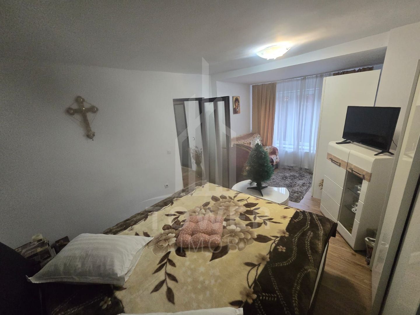 Apartament 2 camere gradina curte si garaj - Poză 6