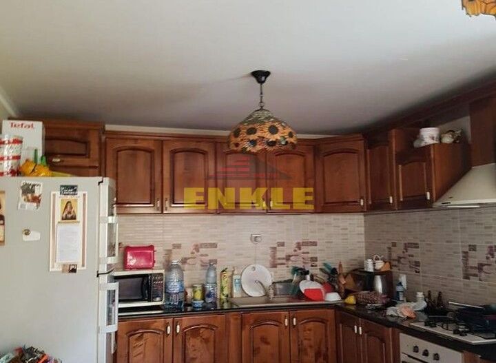 Casa , P+1+teren, 700 mp,zona Calea Nationala ,pret 320000 Euro Negociabil - Poză 7