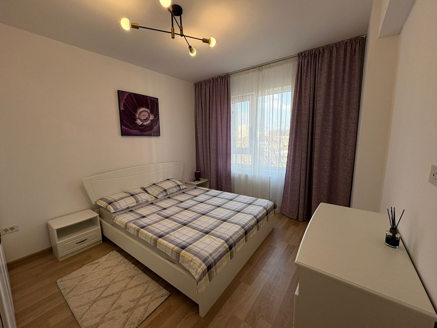 AP. 2 CAMERE APARATORII PATRIEI, CENTRALA, BUCATARIE INCHISA,PARCARE - Poză 4