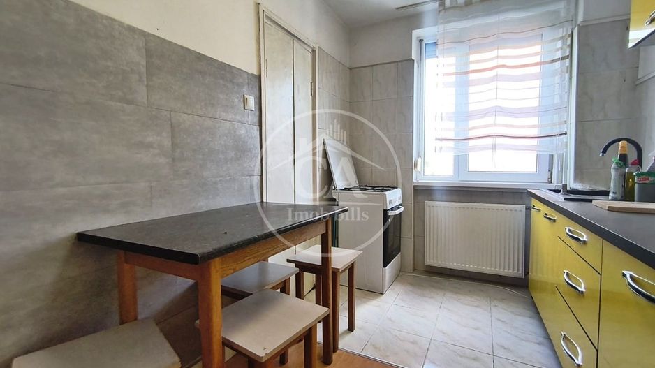Apartament de închiriat cu 3 camere în zona Centrala, Oradea - Poză 9