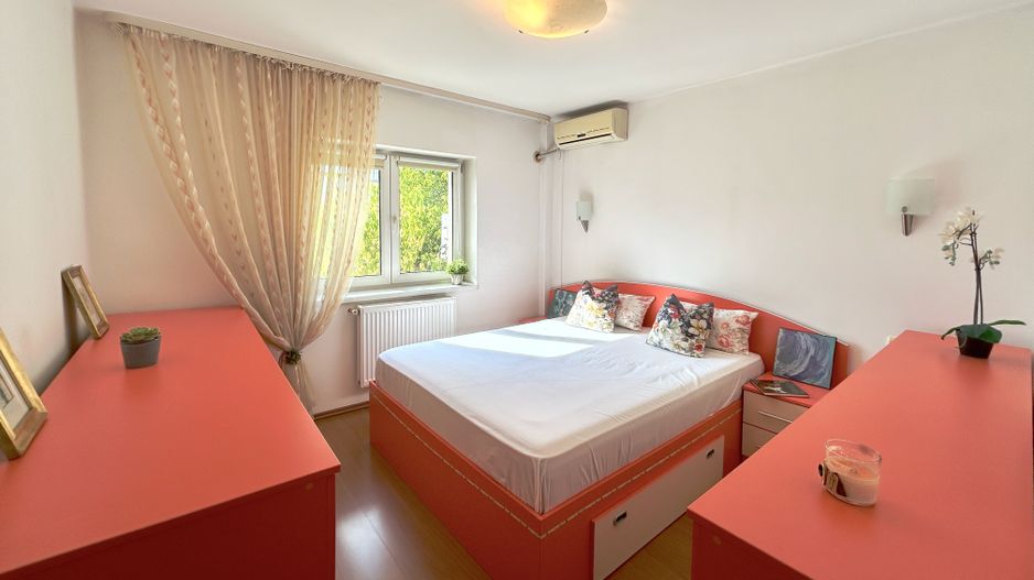 Apartament etaj intermediar, luminos, centrală proprie, fereastră la baie - Poză 6
