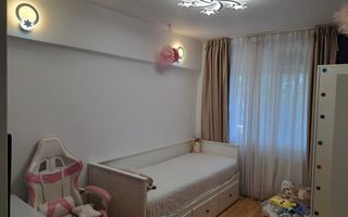 OCAZIE - Vanzare Apartament de 4 camere - Direct Proprietar - Poză 3