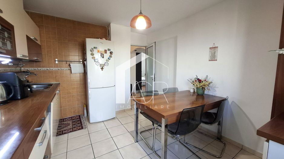 Apartament cu 3 camere, ultracentral - Poză 7