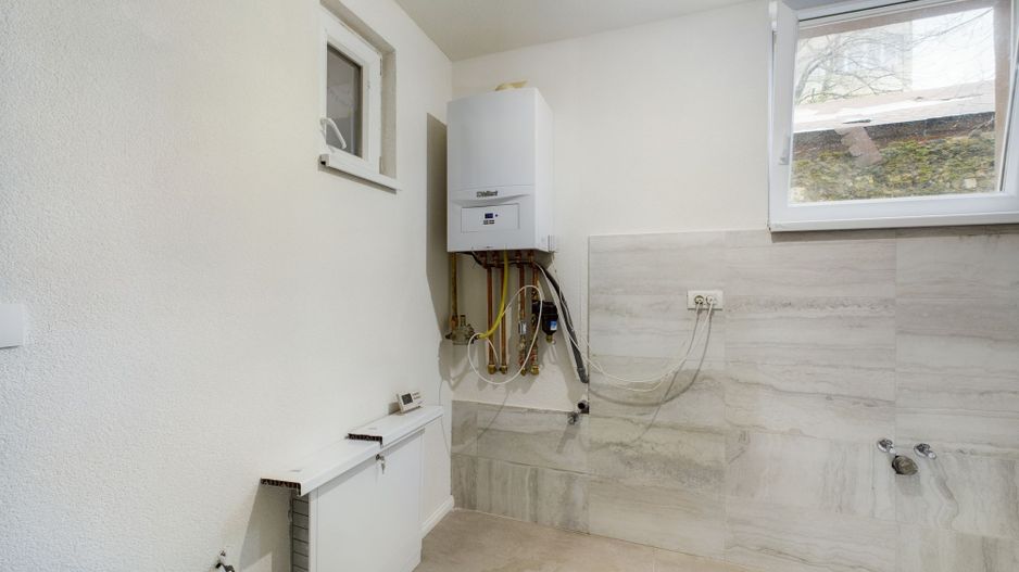 Apartament central 4 camere, foarte generos - Poză 5