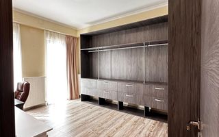 Apartament 3 camere lux, terasă privată, loc parcare inclus,lângă Universitate - Poză 3