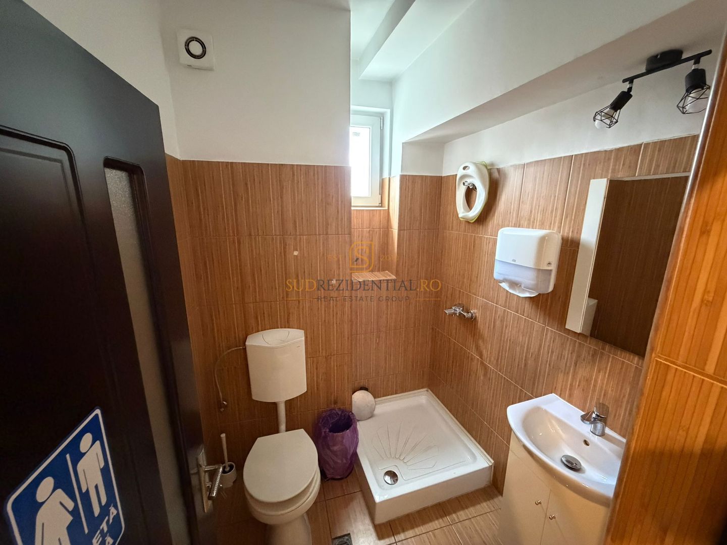 Cladire birouri ultracentral - multiple destinatii ( office/clinica ) - Poză 24