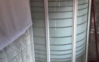 Casa 80 mp utili curte de 30 mp terasa inchisa 6 mp zona Hipodrom 1 - Poză 5