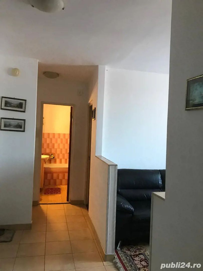 BRASADAS vinde ap 3 cam etaj 3/4 Carpati. - Poză 3