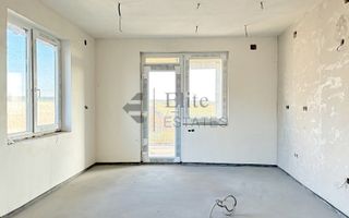 Casa cu 4 camere de vanzare in Cihei - Poză 2