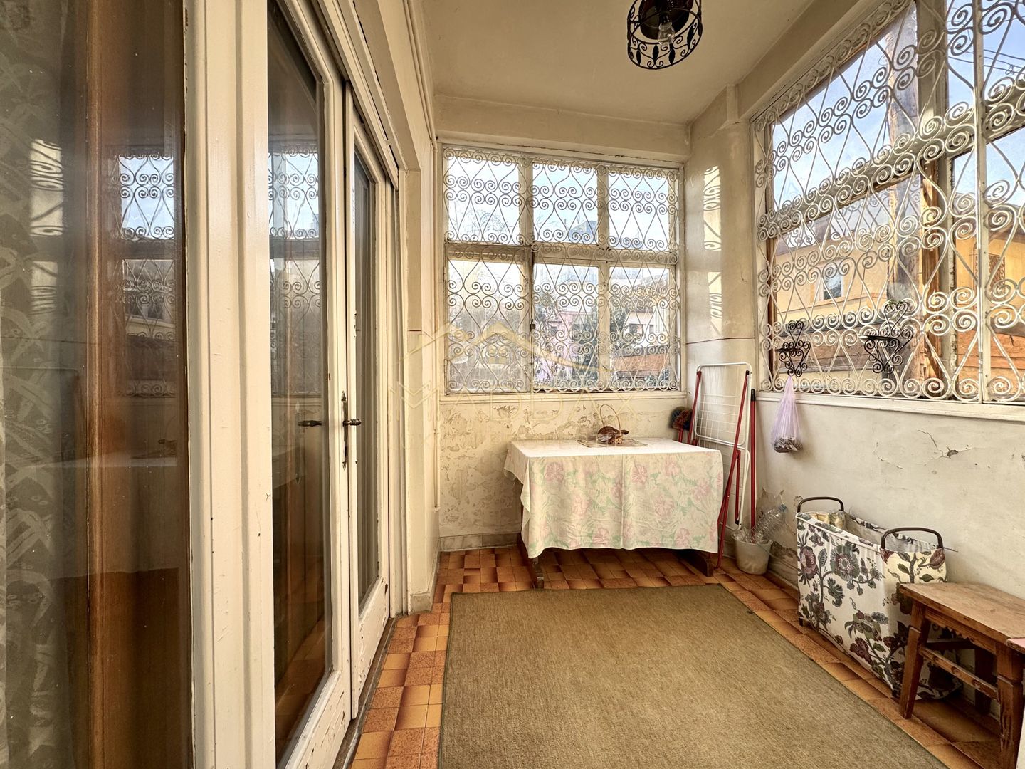 Vila cu 6 camere *310mp*  + Garaj // Primăverii - Poză 38