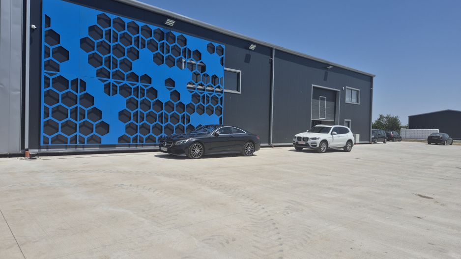 Hală nouă de vânzare – investiție cu chiriaș și randament imediat - Poză 1