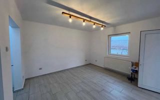 Casa individuala de inchiriat, 2 camere, Str. M. Viteazu din Selimbar - Poză 3