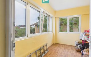 Casă cu 5 camere în Remetea Mare - Poză 7